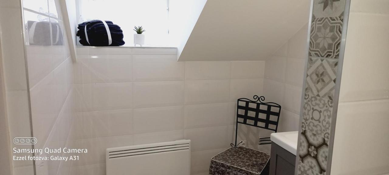 Julia Apartman Eger Extérieur photo